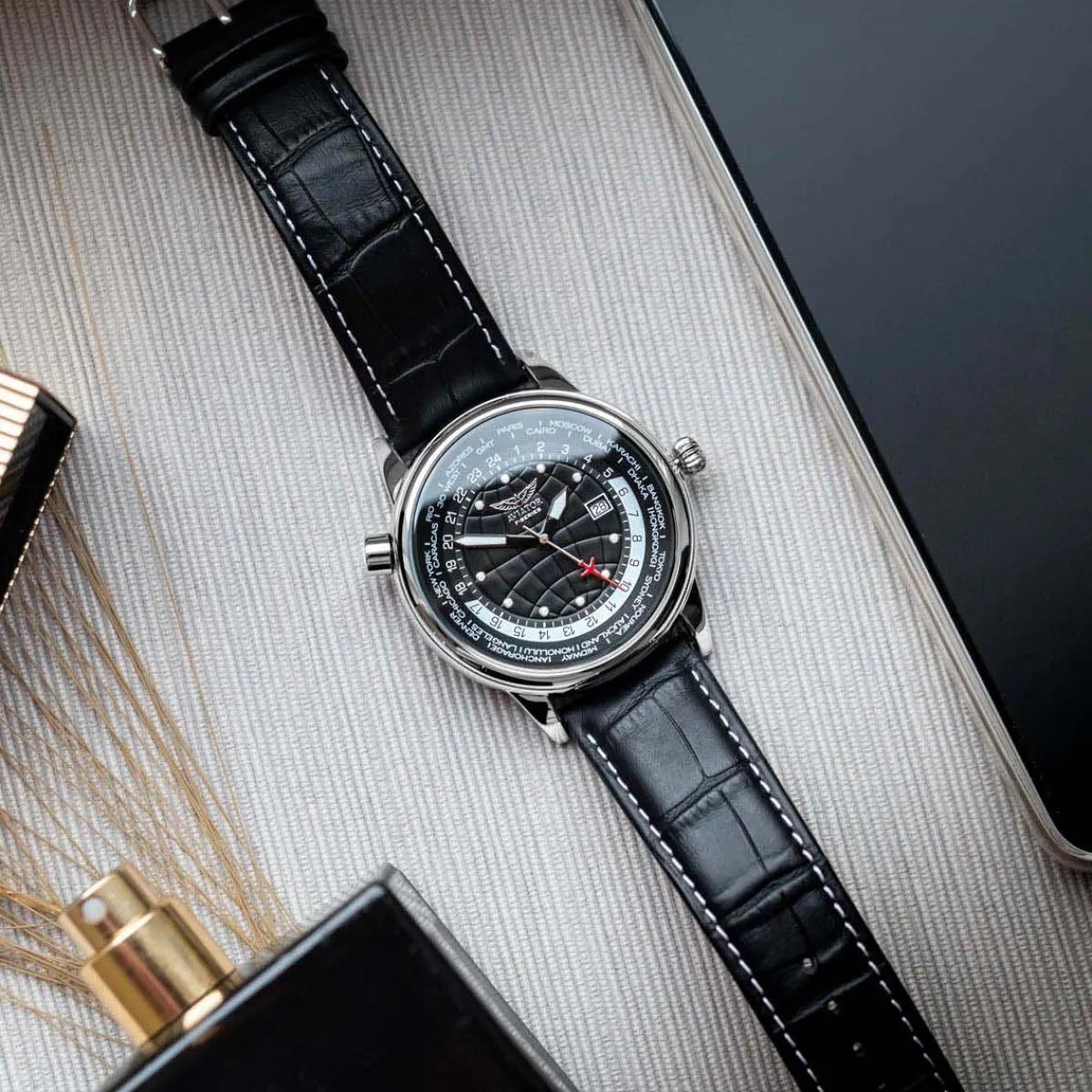 Aviator F-Series AVW6975G354-Homme Montres