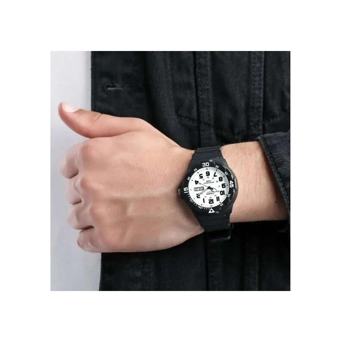 Casio MRW200H7B-Homme Montres