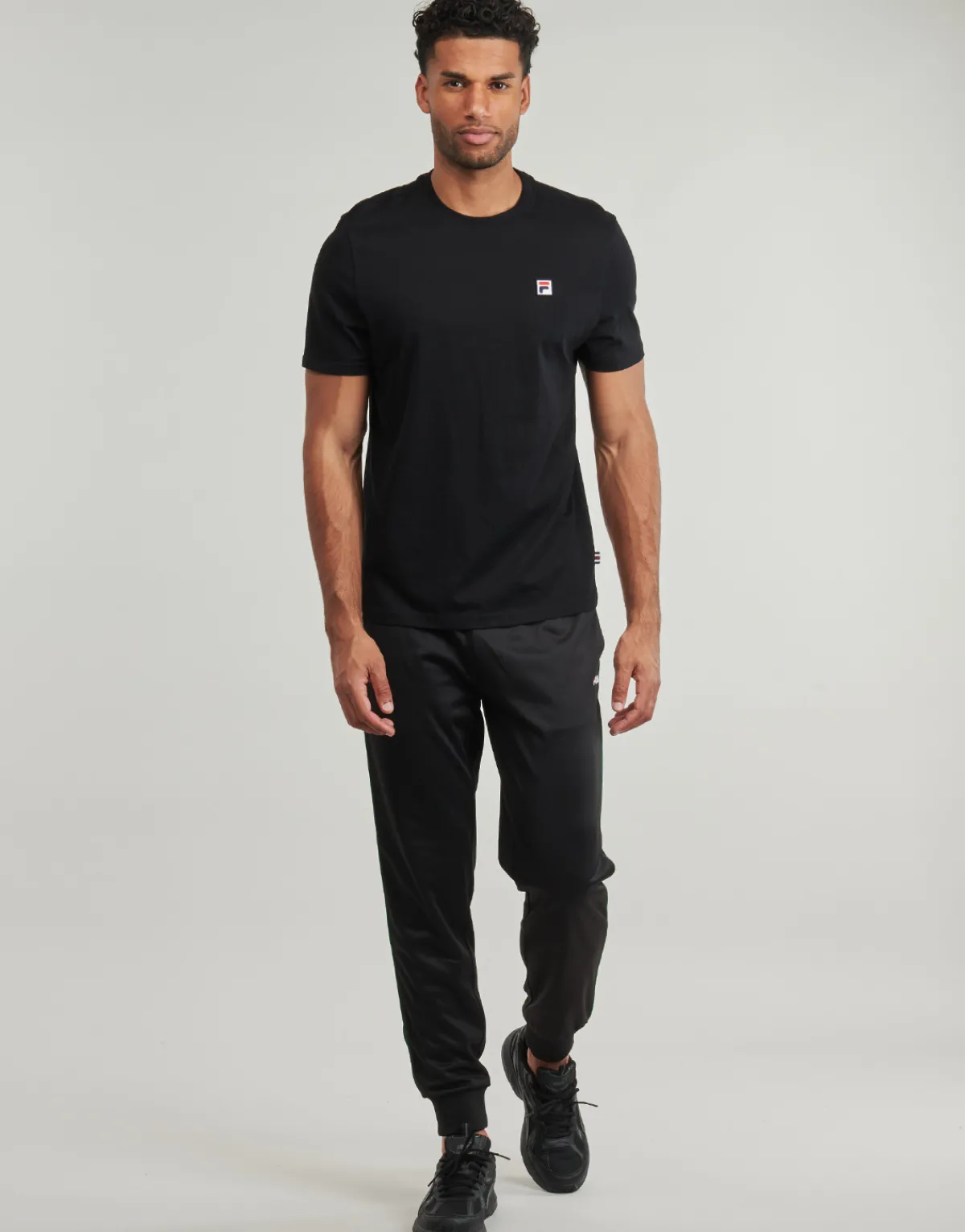 Fila SAGANO REGULAR TRACK PANTS-Homme Joggings & Survêtements