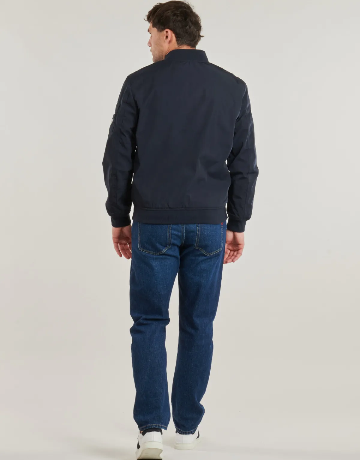 Guess SATIN BOMBER-Homme Vestes